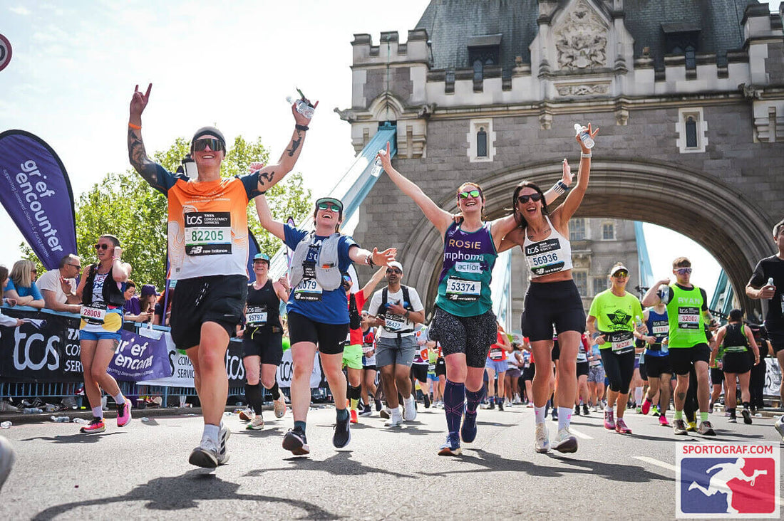 Caitlin Jones running in the London Marathon.
