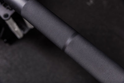Close-up of Fixed Open Trap Bar knurling 