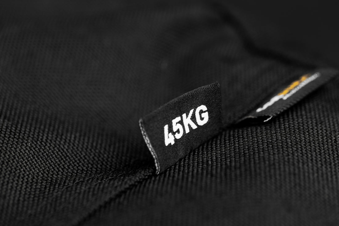 Black label with '45KG' on a black background